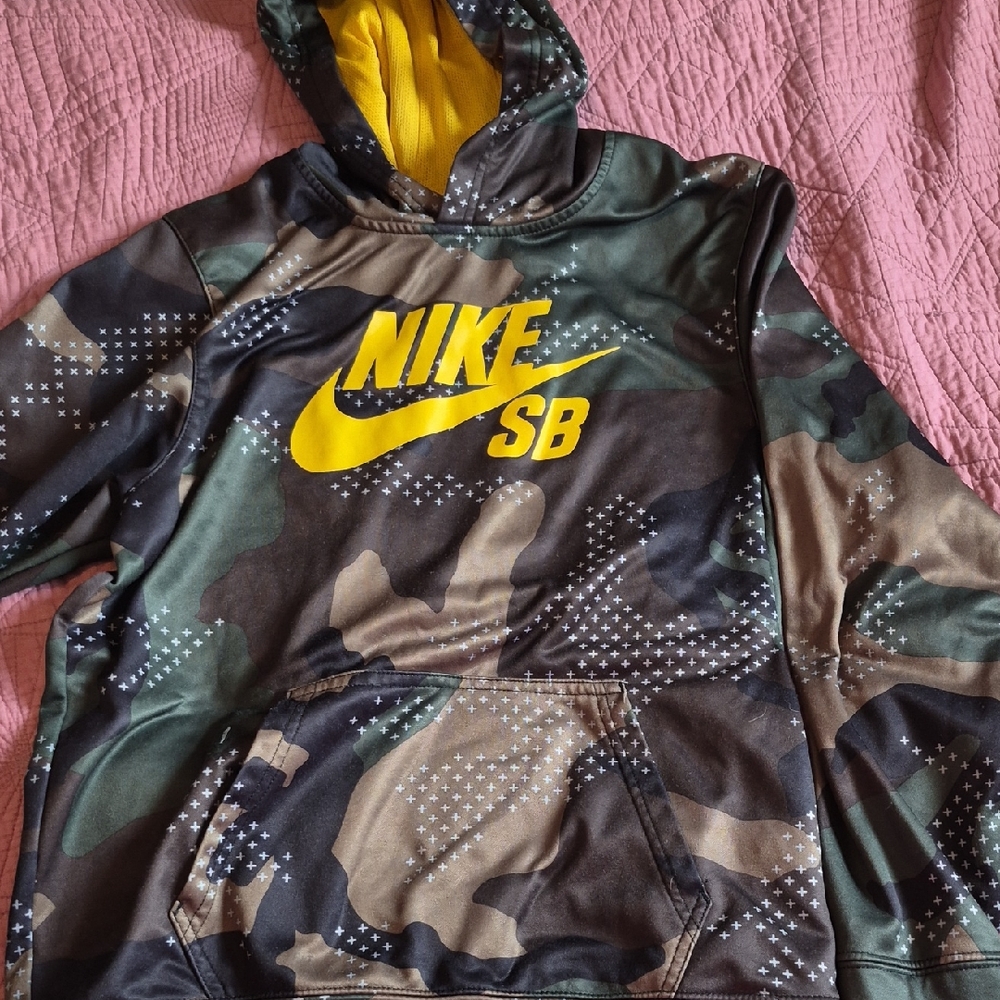 Nike SB Green and Yellow Camouflage Hoodie